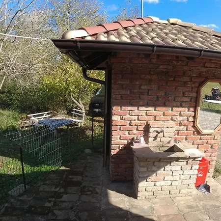 Red Brick & Quad Tours Near Kozara 度假居