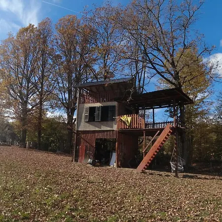 Red Brick & Quad Tours Near Kozara 度假居 Milivojci