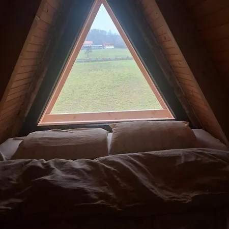 度假居 Red Brick & Quad Tours Near Kozara