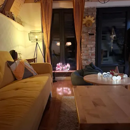 Red Brick * Borkovici