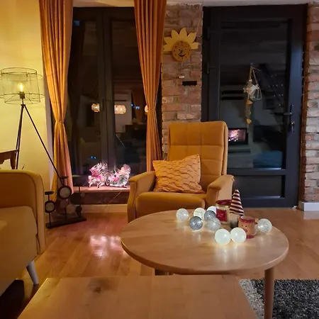 Red Brick * Borkovici