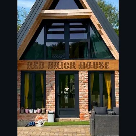 Red Brick & Quad Tours Near Kozara 度假居 Milivojci
