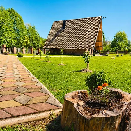 Red Brick & Quad Tours Near Kozara 度假居