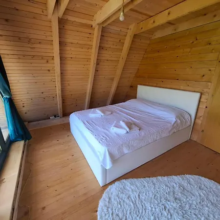 度假居 Red Brick & Quad Tours Near Kozara