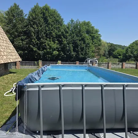 Сasa de vacaciones Red Brick & Quad Tours Near Kozara Milivojci
