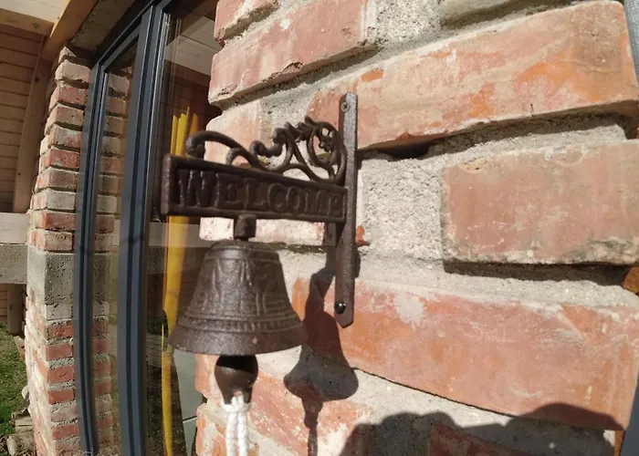 度假居 Red Brick Borkovici