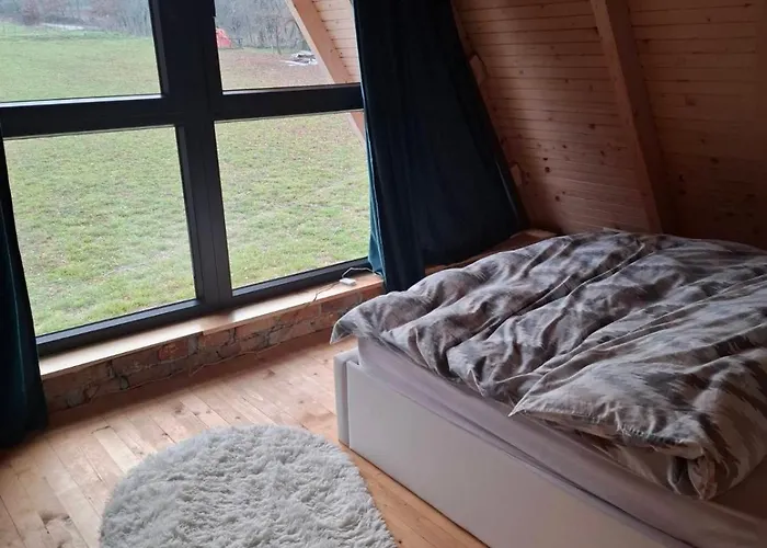 Red Brick * Borkovici